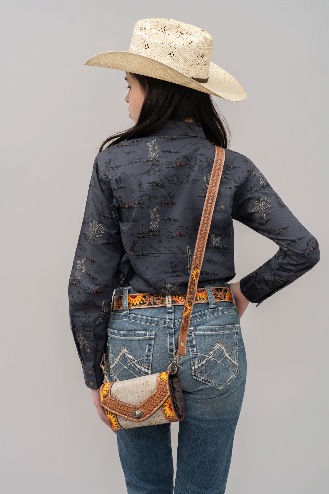 Outback King | Cowgirl Classic Shirt | Desert Nights