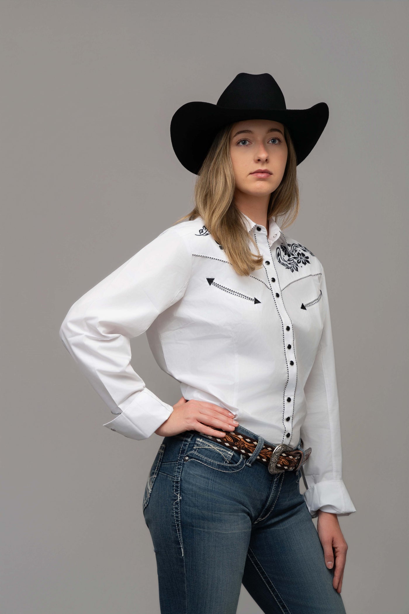 Outback King | Women's Prairie Embroidery Cowgirl Shirt | Classic Ivor