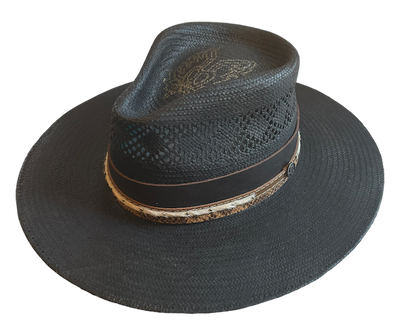 CORRAL | REBEL | BLACK STRAW