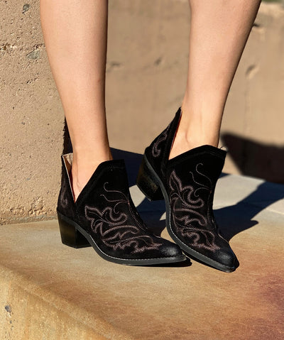 Circle G | Black Embroidery Bootie